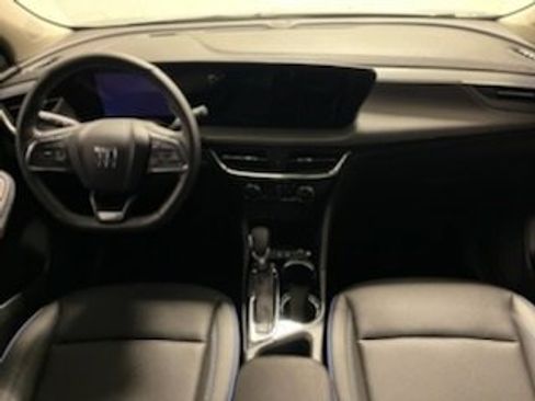 Used 2025 Buick Encore GX Sport Touring w/ Advanced Technology Package image 2