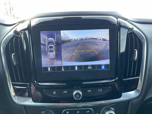 Certified 2023 Chevrolet Traverse RS w/ LPO, Floor Liner Package FWD image 15