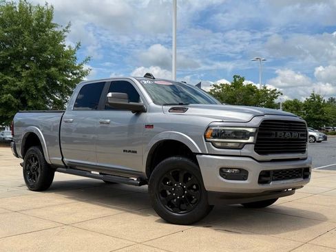 Used 2020 RAM 2500 Laramie w/ Night Edition AWD/4WD image 2