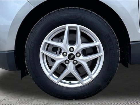 Certified 2023 Ford Edge SEL w/ Convenience Package AWD/4WD image 9