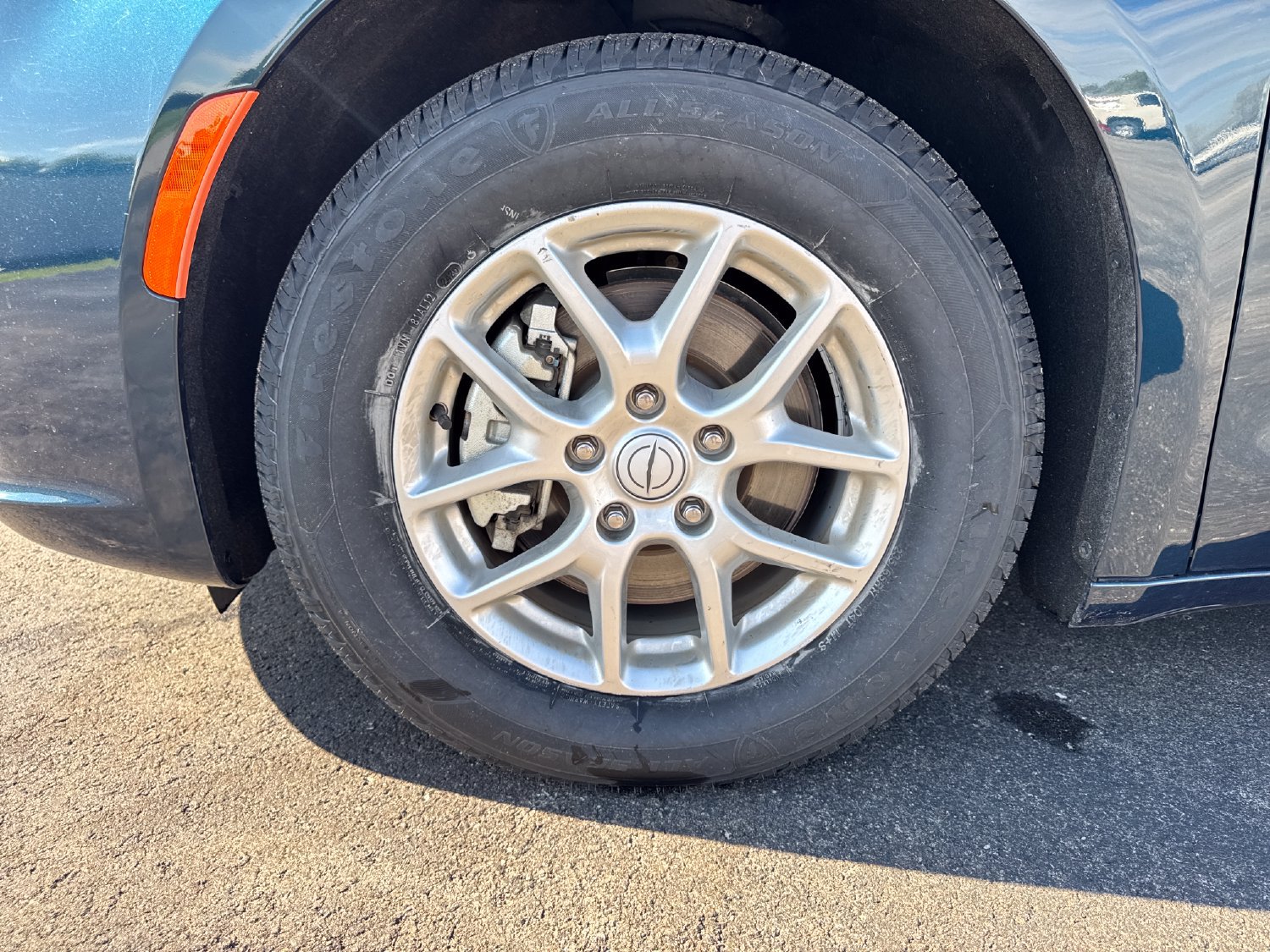 Used 2025 Chrysler Pacifica Select FWD image 23
