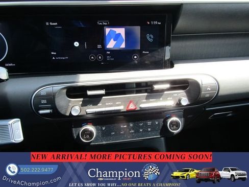 Used 2026 Hyundai Palisade SEL FWD image 16