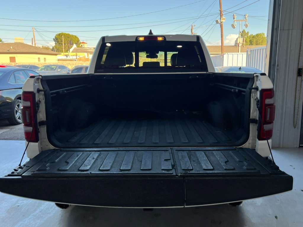 Used 2020 RAM 1500 Laramie w/ Sport Appearance Package AWD/4WD image 5