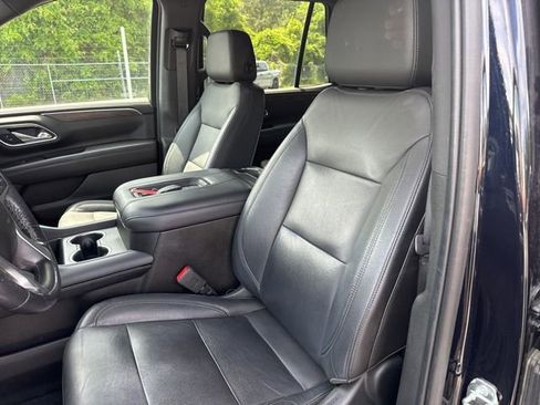 Used 2021 Chevrolet Tahoe Z71 w/ Z71 Signature Package image 13