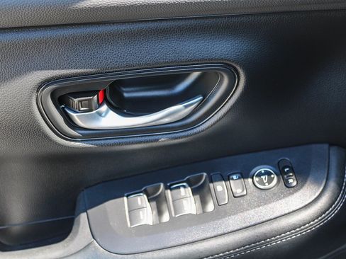 Certified 2026 Honda HR-V EX-L image 22