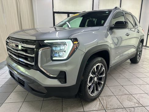 Certified 2025 GMC Terrain Elevation w/ Elevation Premium Package AWD/4WD image 12
