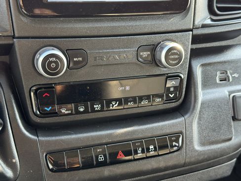 Used 2024 RAM ProMaster 2500 w/ Safety Group image 17
