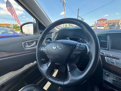 Used 2013 INFINITI JX35 AWD w/ Premium Pkg image 29