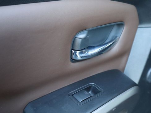 Used 2023 Nissan Titan Platinum Reserve w/ Moonroof Package image 47