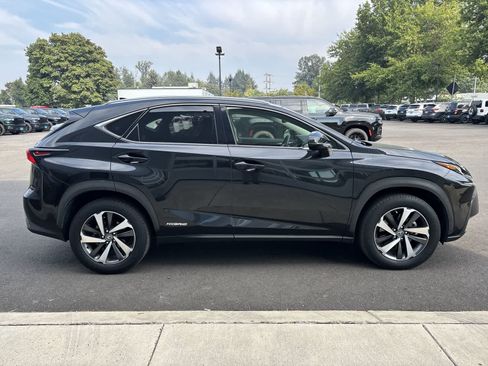 Used 2018 Lexus NX 300h AWD w/ Premium Package image 5