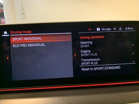 Used 2022 BMW 540i xDrive w/ M Sport Package image 39