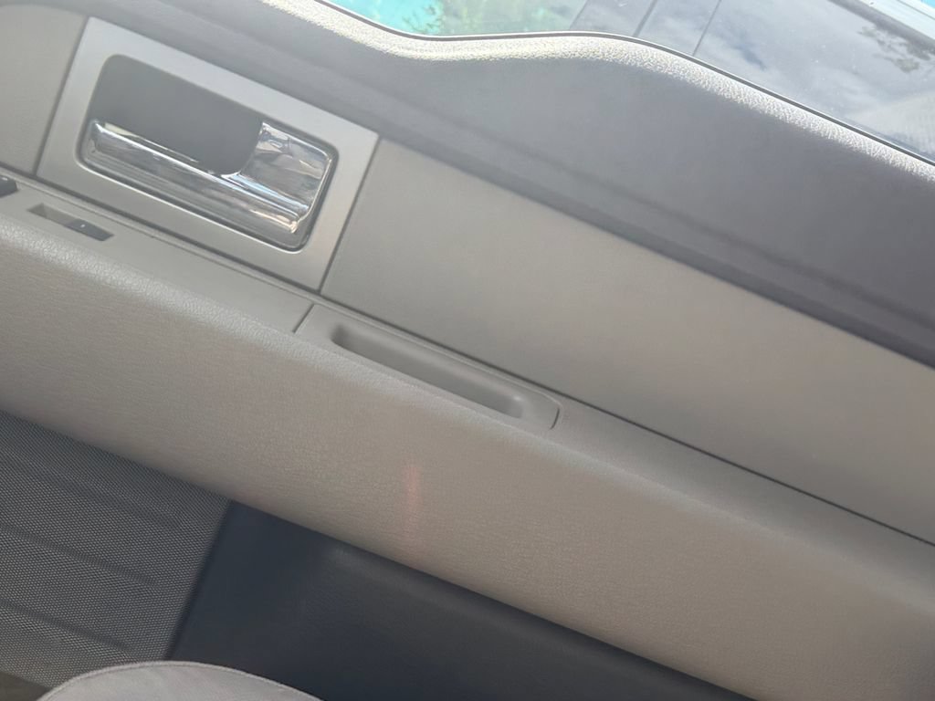Used 2010 Ford F150 XLT AWD/4WD image 33