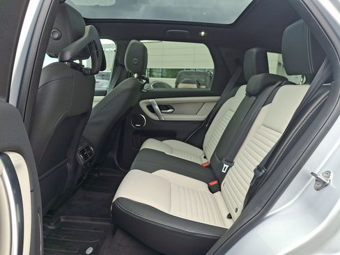 New 2025 Land Rover Discovery Sport Dynamic SE AWD/4WD image 7