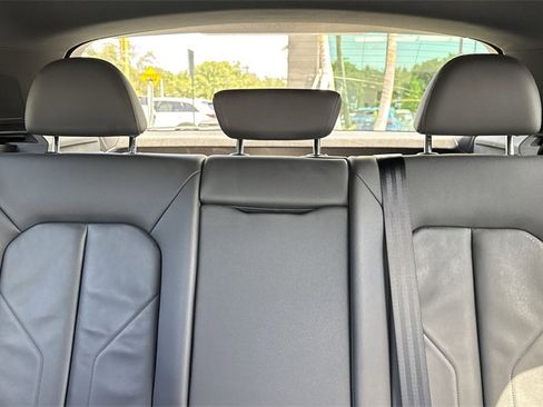 Used 2022 Audi Q3 2.0T Premium w/ Convenience Package image 19