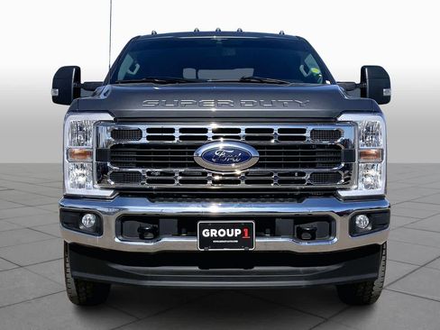 Certified 2023 Ford F250 XLT image 4