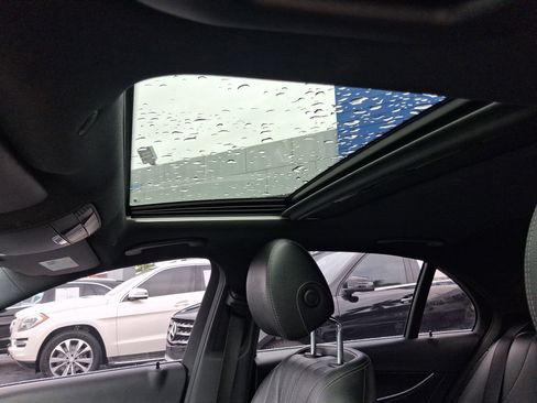 Used 2017 Mercedes-Benz E 300 image 15