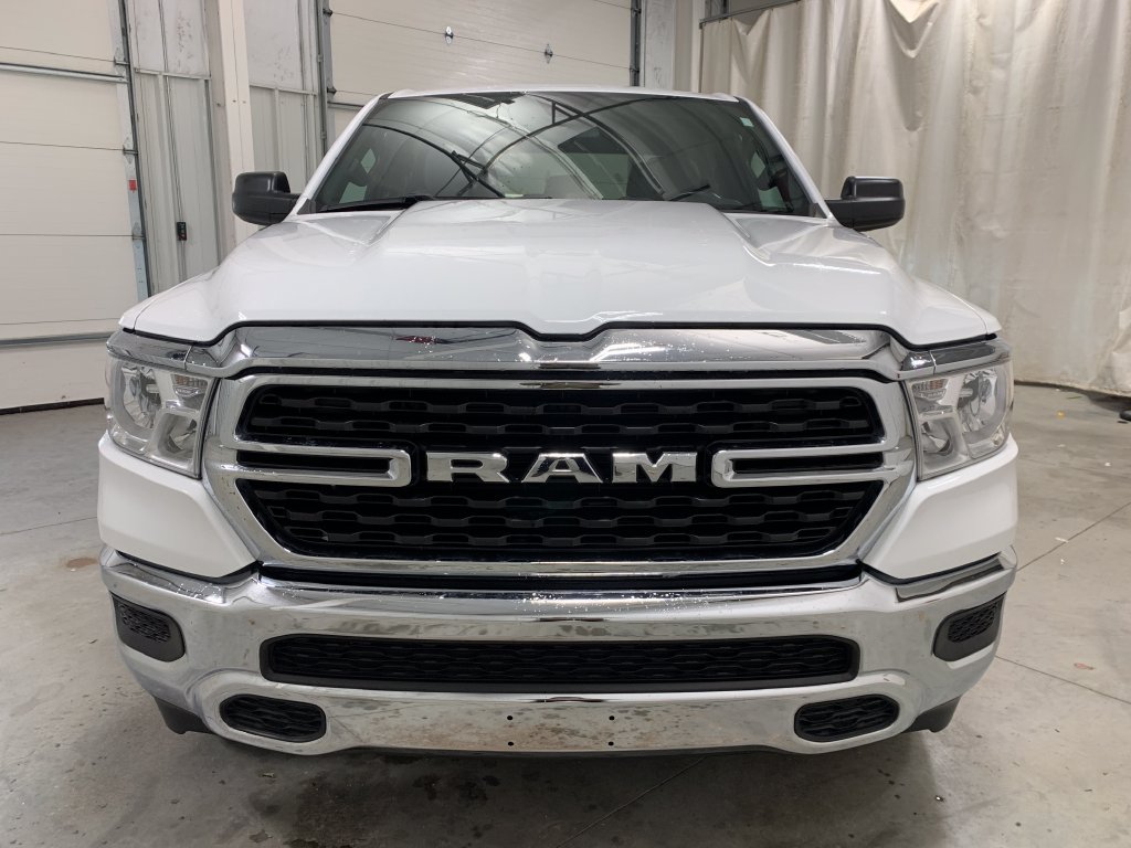 Used 2024 RAM 1500 Big Horn AWD/4WD image 29
