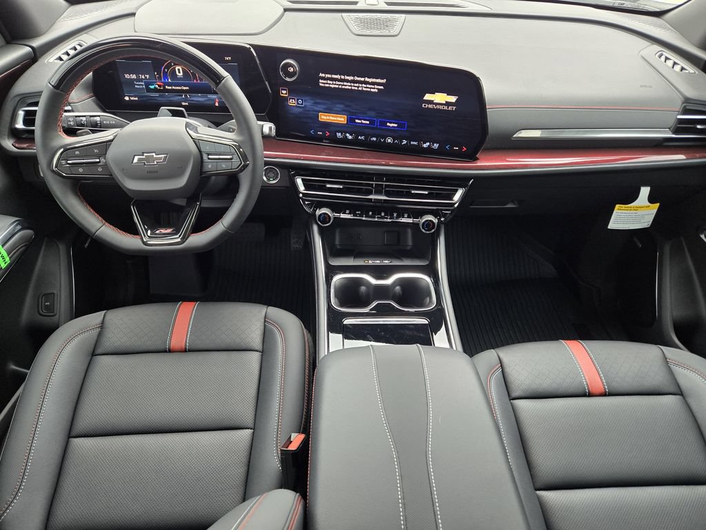 New 2026 Chevrolet Traverse RS w/ LPO, Floor Liner Package FWD image 19