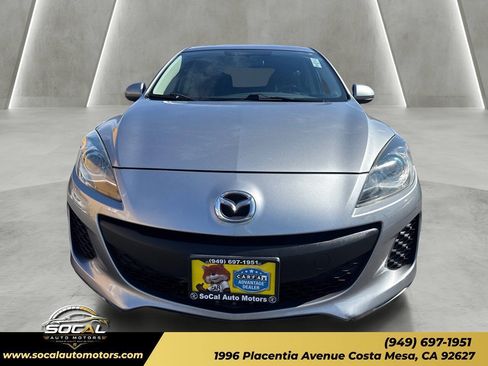 Used 2012 MAZDA MAZDA3 i Grand Touring w/ Tech Pkg FWD image 8