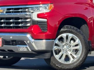 Used 2025 Chevrolet Silverado 1500 LTZ w/ Z71 Off-Road Package AWD/4WD video 3