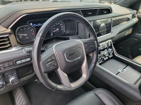 Used 2021 GMC Yukon Denali AWD/4WD image 12