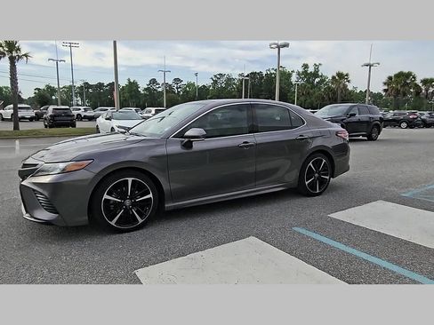 Used 2019 Toyota Camry XSE FWD image 22