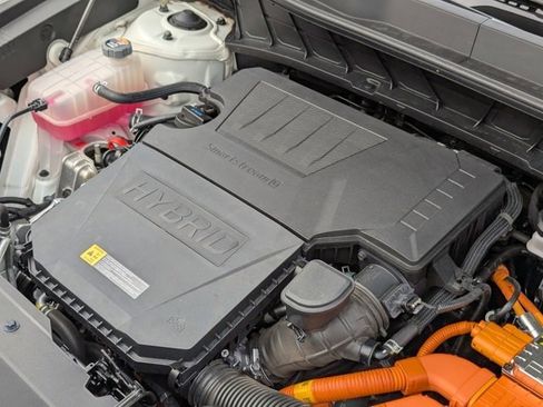 Used 2023 Kia Niro EX image 39