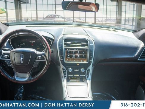 Used 2019 Lincoln Nautilus Black Label AWD/4WD image 5