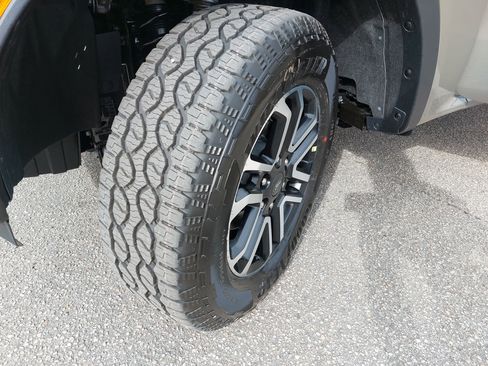 New 2025 Ford Ranger Lariat AWD/4WD image 33