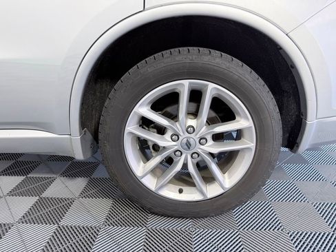 Used 2023 Dodge Durango GT image 31