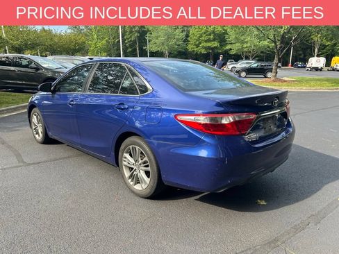 Used 2015 Toyota Camry SE FWD image 6