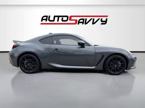 Used 2024 Toyota GR86 Premium RWD image 8