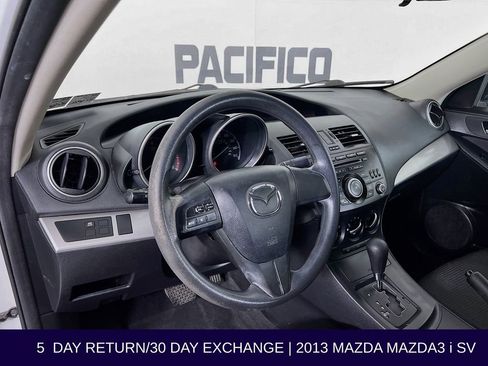 Used 2013 MAZDA MAZDA3 i SV image 10