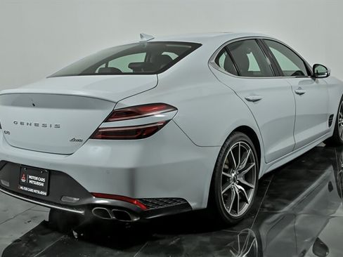 Used 2022 Genesis G70 2.0T w/ Prestige Package AWD/4WD image 9