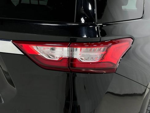 Used 2018 Chevrolet Traverse LT AWD/4WD image 40