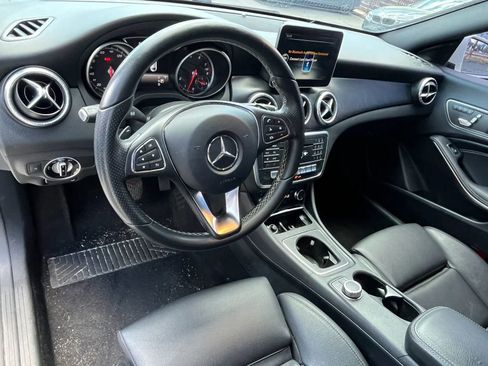 Used 2017 Mercedes-Benz CLA 250 4MATIC image 10
