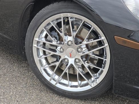 Used 2007 Chevrolet Corvette Coupe image 18