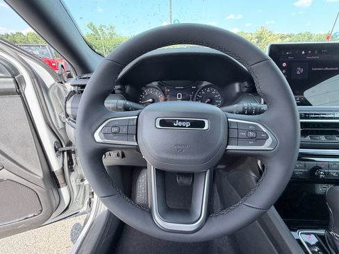 New 2026 Jeep Compass Latitude AWD/4WD image 12