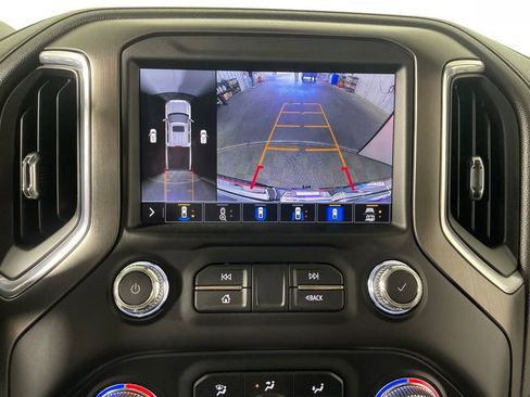 Used 2021 GMC Sierra 1500 AT4 w/ AT4 Premium Package AWD/4WD image 17