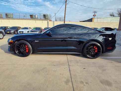 Used 2018 Ford Mustang GT image 8