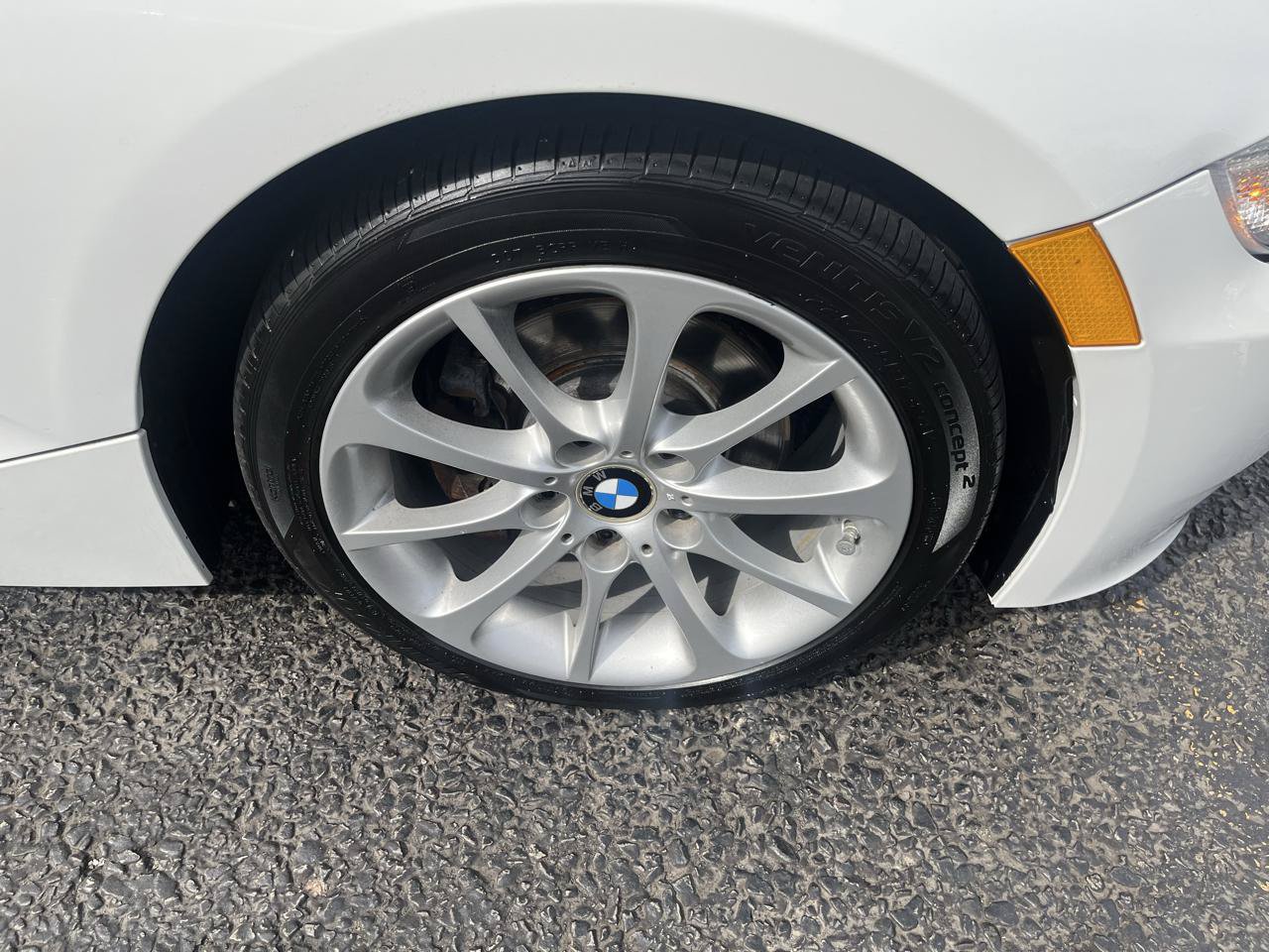 Used 2008 BMW Z4 3.0i RWD image 13