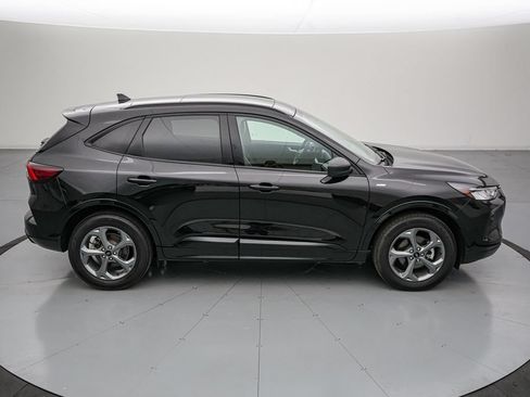 Certified 2024 Ford Escape ST-Line w/ Tech Pack #1 AWD/4WD image 3