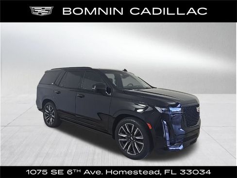 Certified 2023 Cadillac Escalade Sport Platinum w/ Heavy-Duty Trailer Package image 1