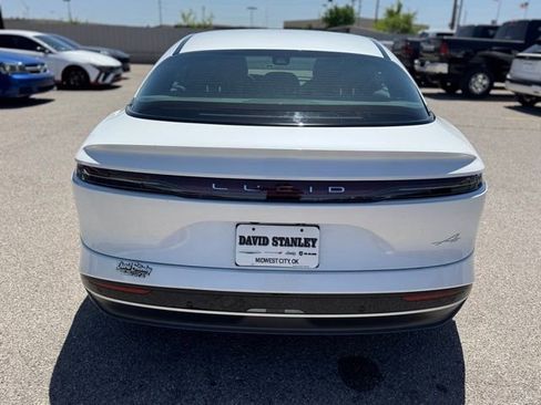 Used 2024 Lucid Air Pure RWD image 5