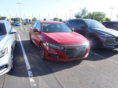 Used 2018 Honda Accord Sport image 3