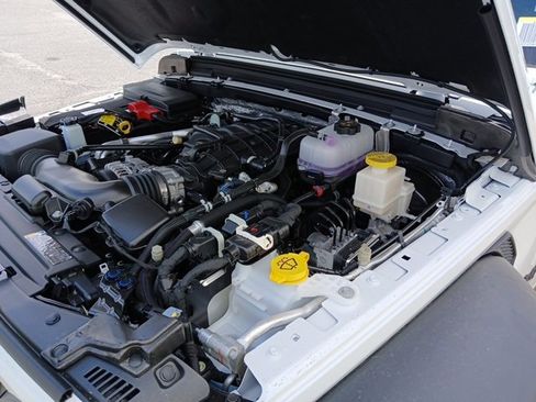 New 2025 Jeep Gladiator Sport image 12