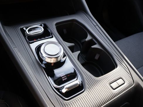 New 2026 Jeep Cherokee Laredo image 36