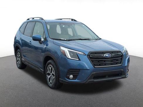 Certified 2023 Subaru Forester Premium image 8