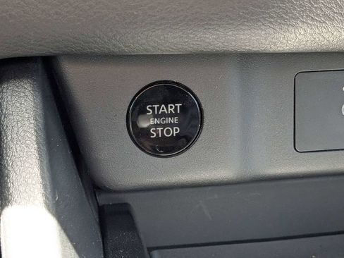Used 2026 Nissan Rogue S FWD image 29