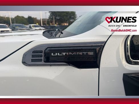 New 2025 GMC Sierra 3500 Denali Ultimate image 44